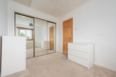 7MorlichCourt020.JPG