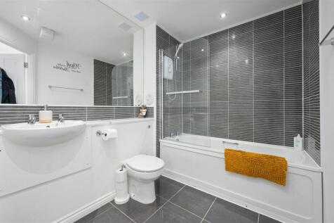 148lMcDonaldStreet010.JPG