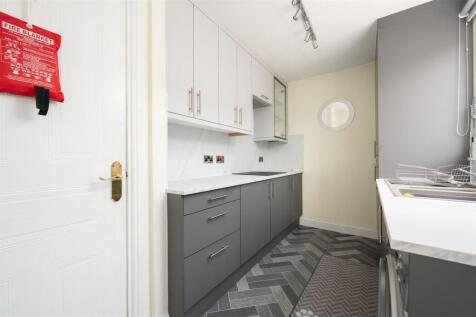 11EllonPlace017.JPG