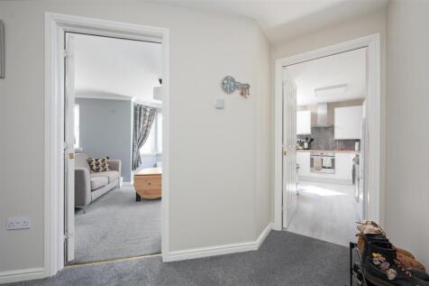27bOspreyCrescent007.JPG