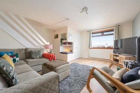 71StruanPlace007.JPG