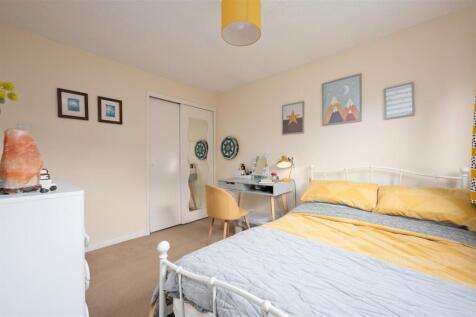 71StruanPlace019.JPG
