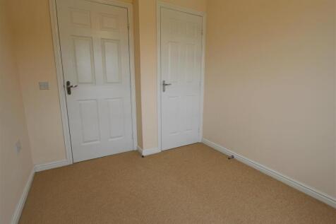 16. Bedroom 3.JPG