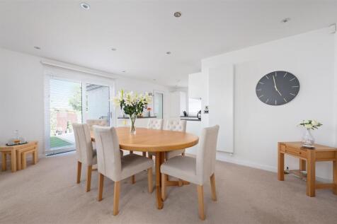 8GlenMoristonDrive016.JPG