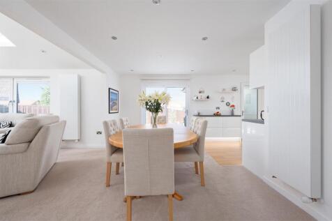 8GlenMoristonDrive015.JPG