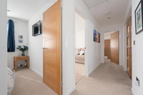 8GlenMoristonDrive005.JPG