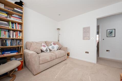 8GlenMoristonDrive010.JPG