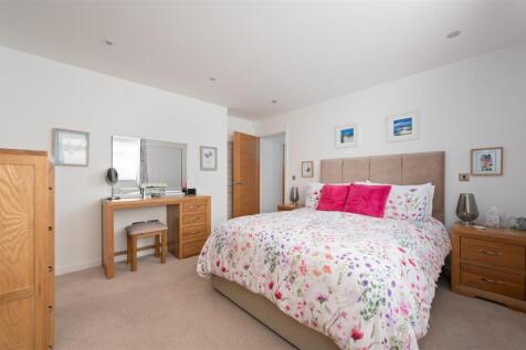 8GlenMoristonDrive013.JPG