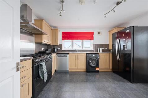 Apt4PrioryLane015.JPG