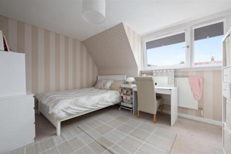 2ThimblehallPlace025.JPG