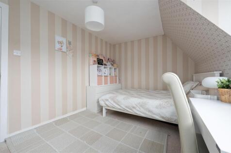 2ThimblehallPlace026.JPG