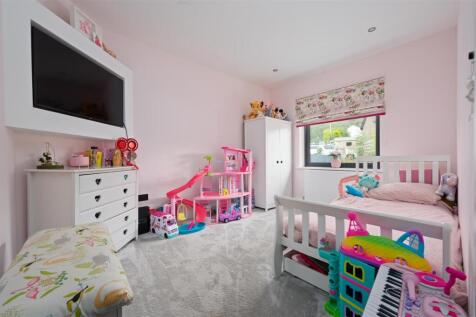 29GardenPlace023.JPG
