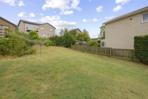 29GardenPlace031.jpg