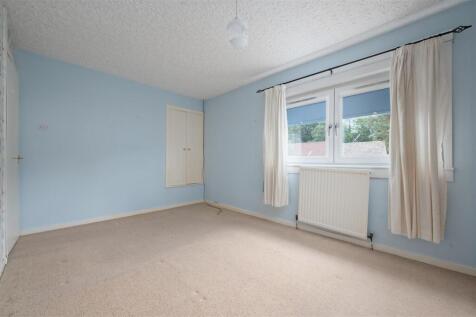 34DunimarleStreet015.JPG