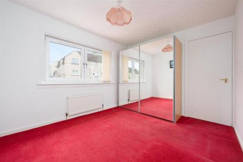 34DunimarleStreet018.JPG