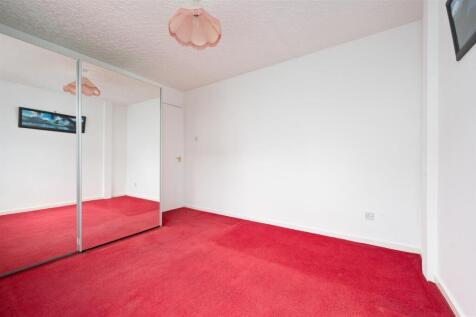 34DunimarleStreet019.JPG