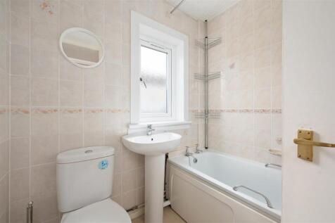34DunimarleStreet021.JPG