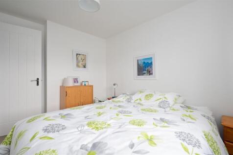 70HawkStreet018.JPG