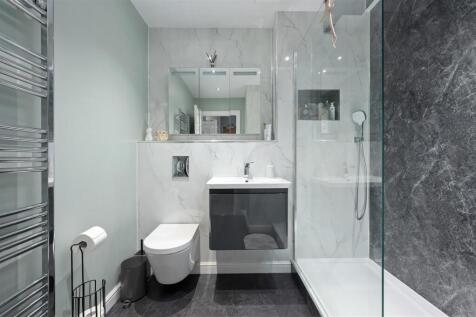 129LadyCambpellsCourt012.JPG
