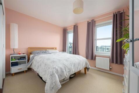 129LadyCambpellsCourt013.JPG
