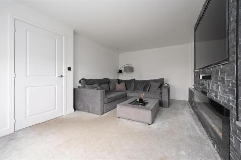 2MiddlebankCrescent008.JPG