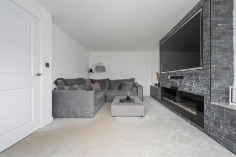 2MiddlebankCrescent009.JPG