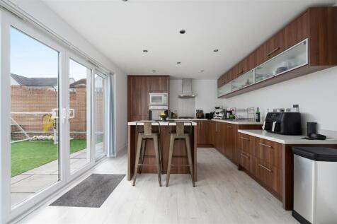 2MiddlebankCrescent014.JPG