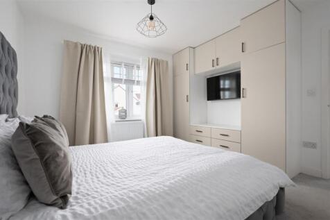 2MiddlebankCrescent025.JPG