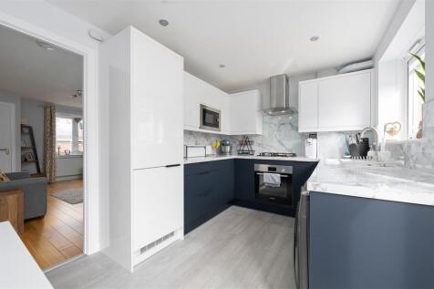 16DundonnellWay012.JPG