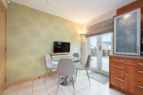 40ManorGardens022.JPG