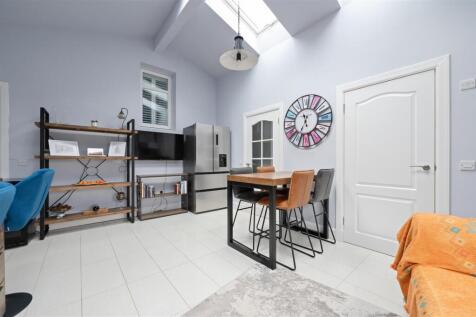Rosebank Cottage 014.JPG