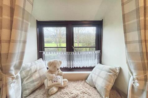 Bedroom Room 1