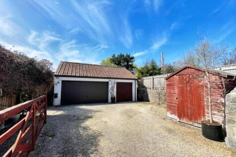 Garage &amp; Parking