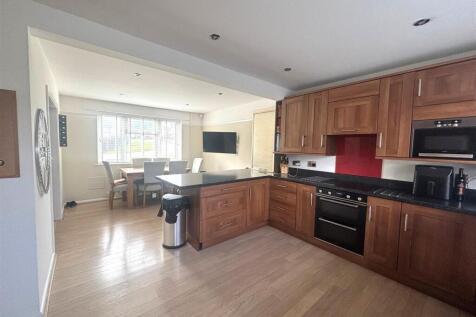 Kitchen to Diner