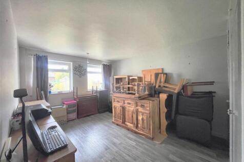 Bedroom 2.jpg