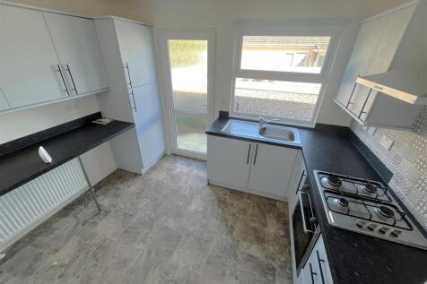 kitchen2.jpg