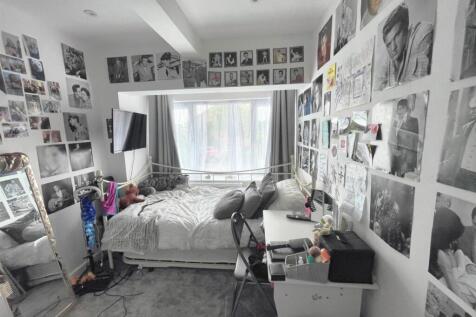 Downstairs Bedroom