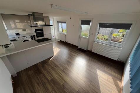 Kitchen lounge - Copy.jpg