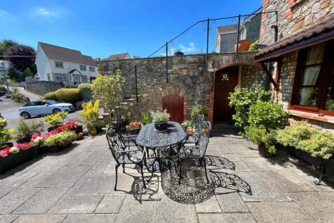 Front Courtyard