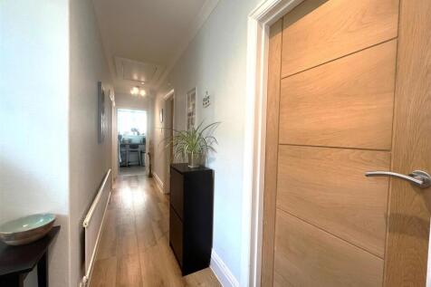hallway.jpg