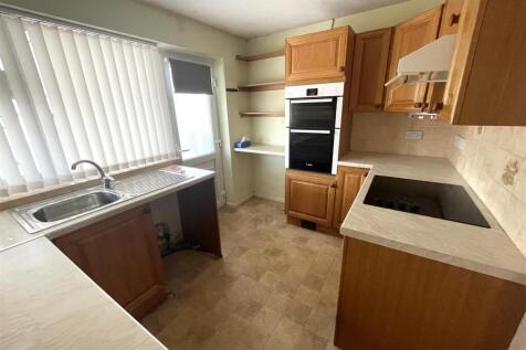 kitchen...jpg