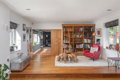 Property Image 6