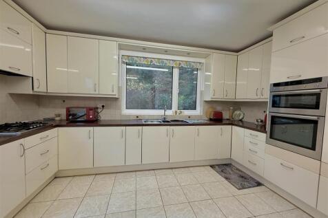 20251111_095659743_iOS 2.jpg