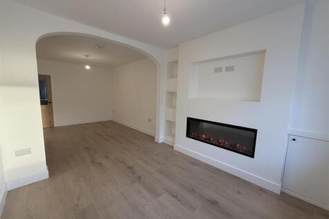 20251118_150431695_iOS 1.jpg