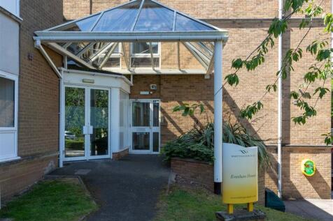 8725  Whittington Hall GROUND 60 Medium.jpg