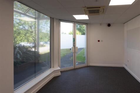 8725  Whittington Hall GROUND 64 Medium.jpg