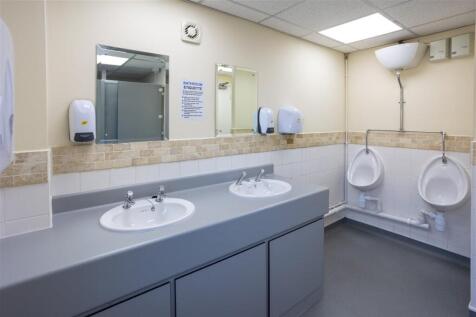 8725  Whittington Hall GROUND 71 Medium.jpg