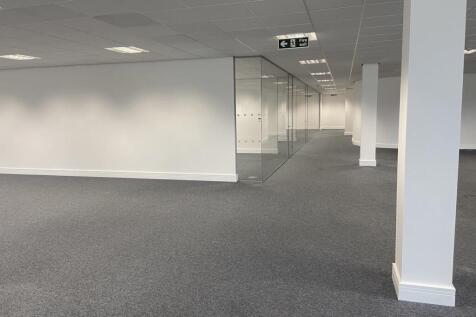 09 Office South East.jpg