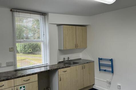 The Lodge - Kitchen