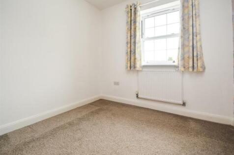 Eden House - Bed 4.jpg